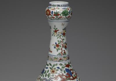 图片[2]-garlic-head vase with design of dragons, birds and flowers in wucai painted enamels, Ming dynasty, Wanli reign (1573-1620)-China Archive